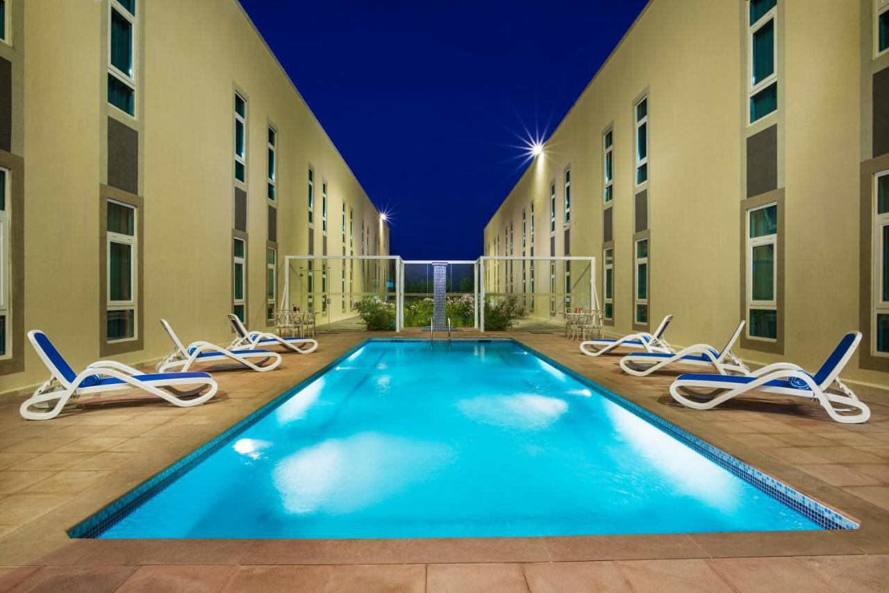City Hotel Duqm Exterior photo