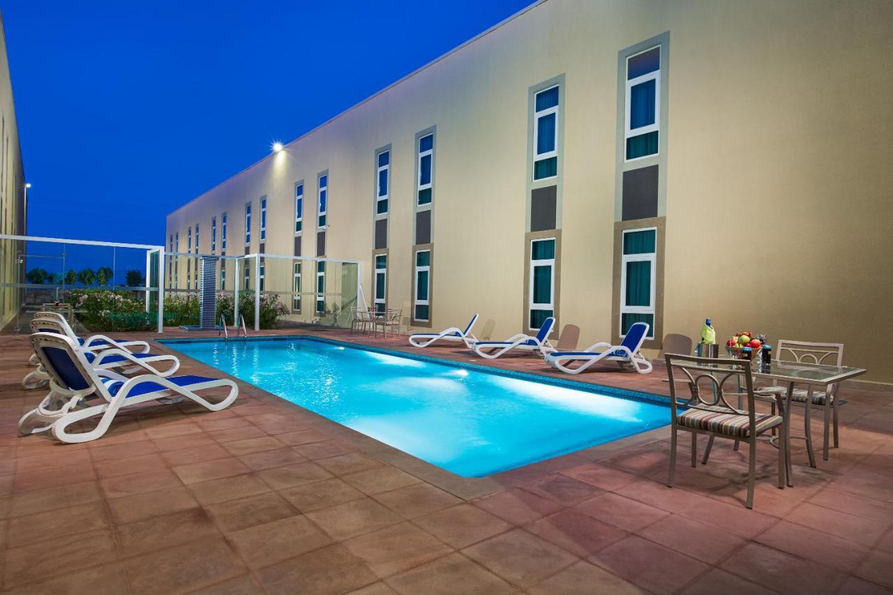 City Hotel Duqm Exterior photo